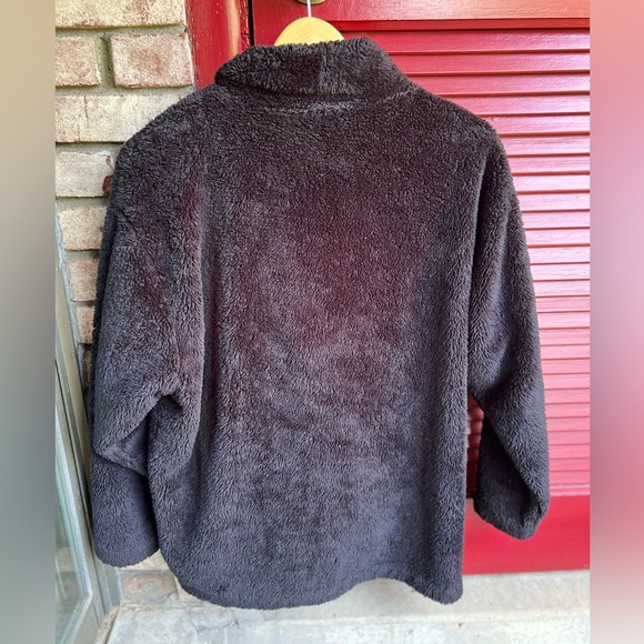 Women’s Express black small half zip sweater - Picture 7 of 8